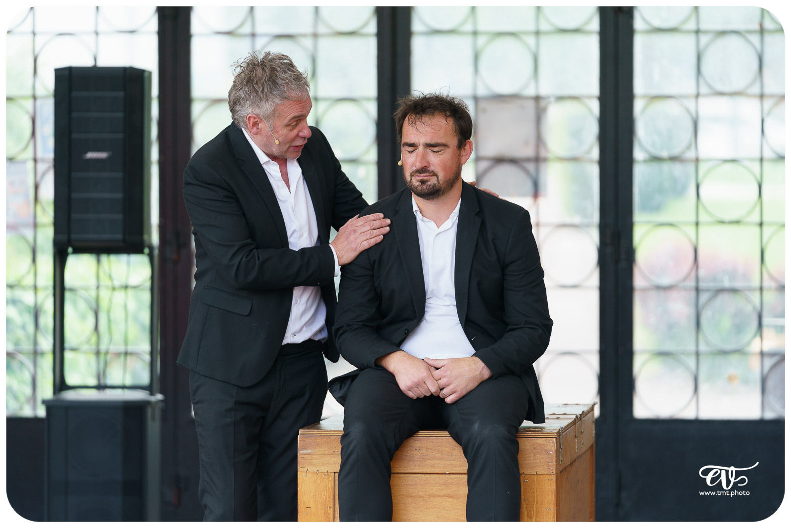 COWBOY OU INDIEN (GROUPE DEJA)